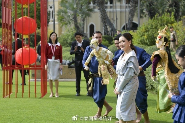 而是经过深