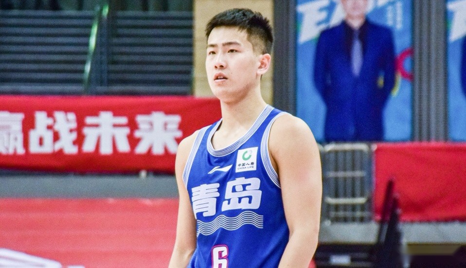 赛中出现