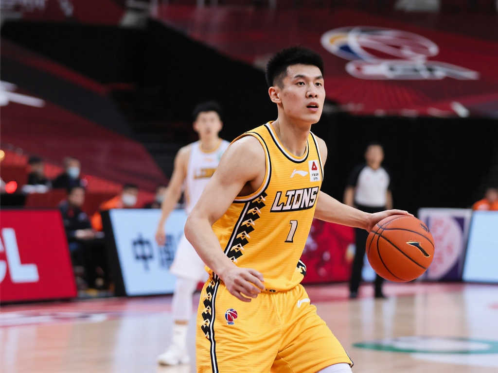 与俱乐部的
