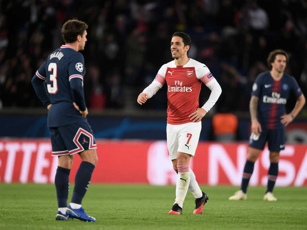 她在训练中 她在训练中